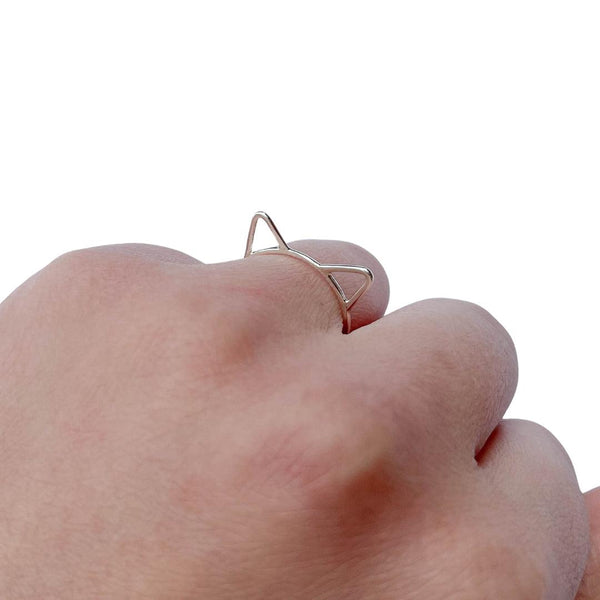 essential cat ring